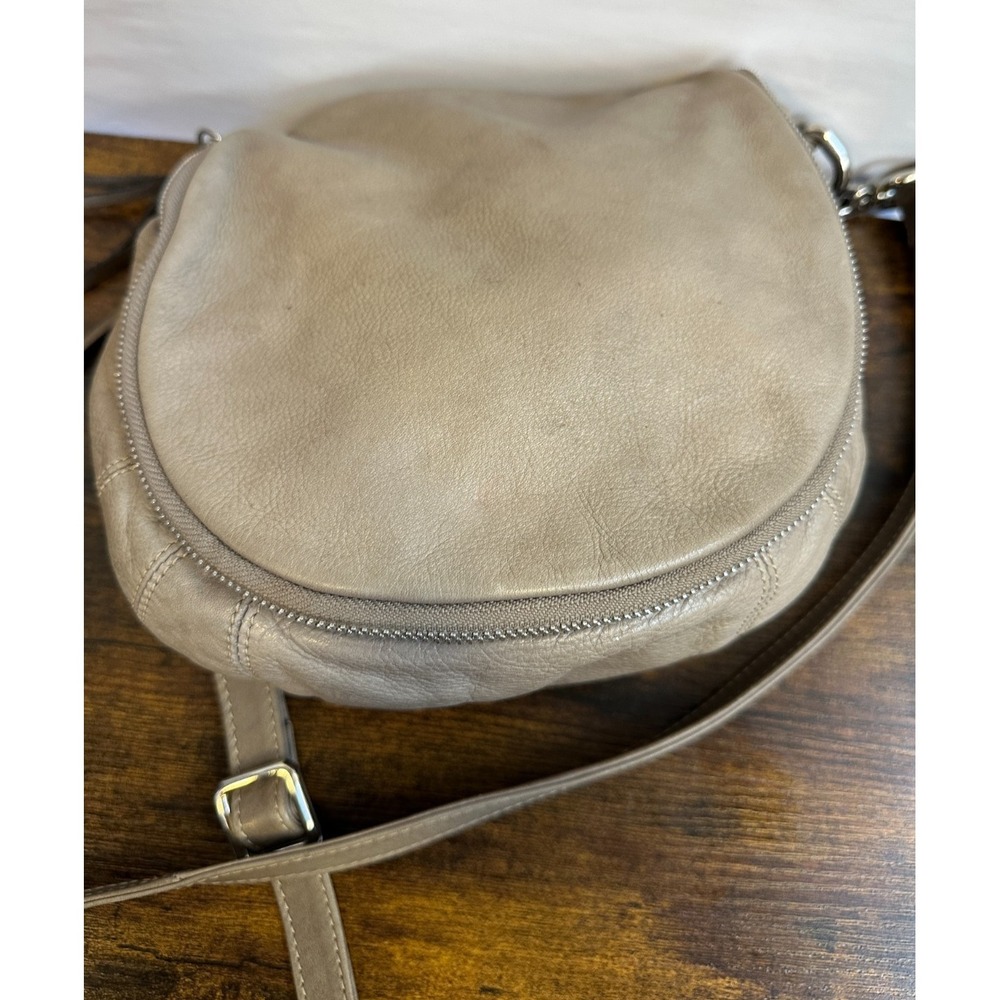 Sundance Leather Saddle Bag Crossbody Purse Taupe Made in Italy Boho Rounded - Picture 3 of 16